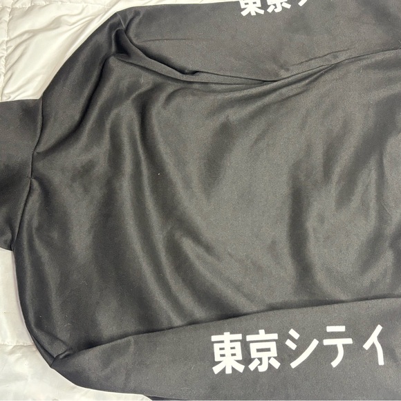 ROMWE Black Garment Tag - Picture 3 of 6